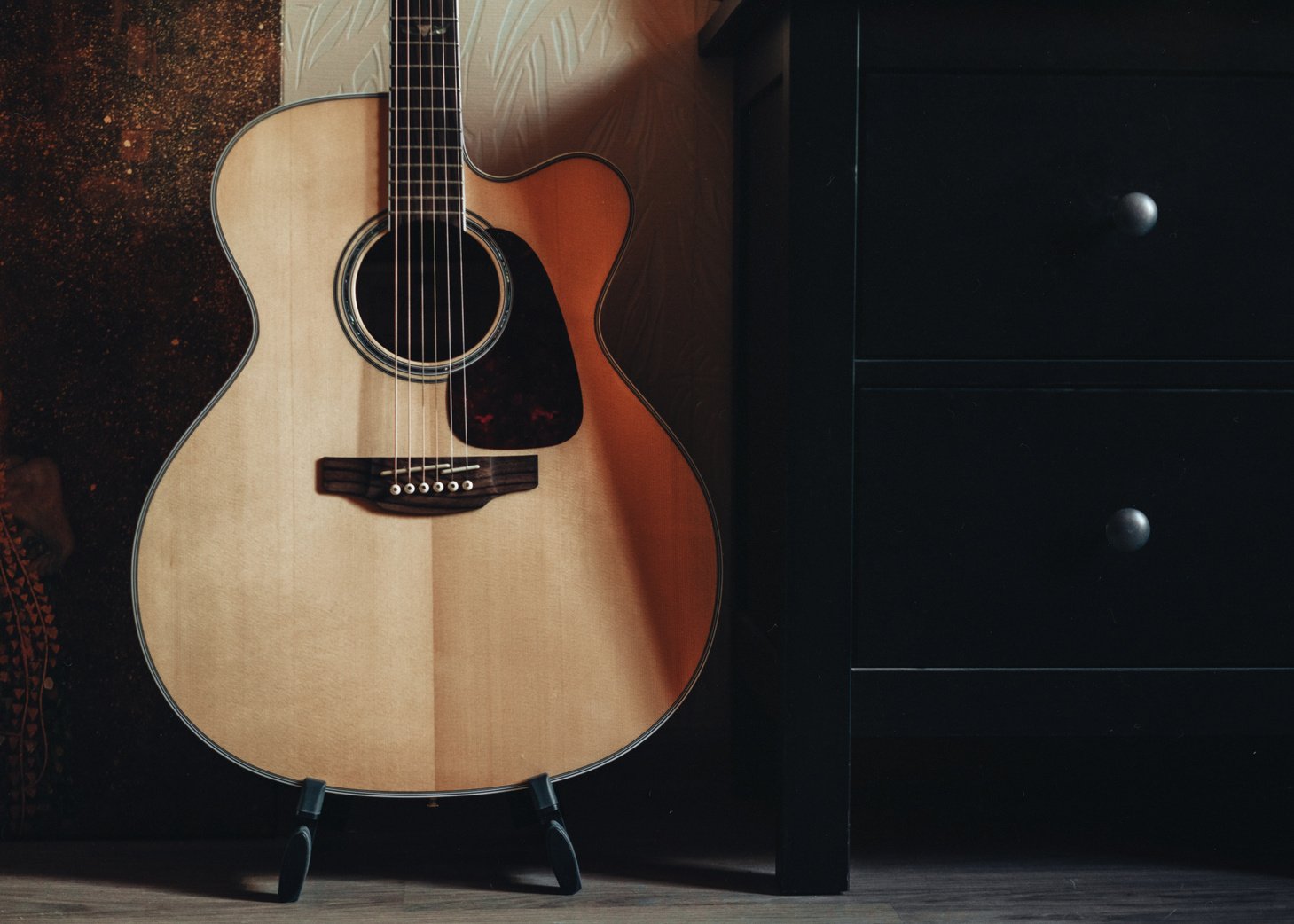 Brown Acoustic Guitar